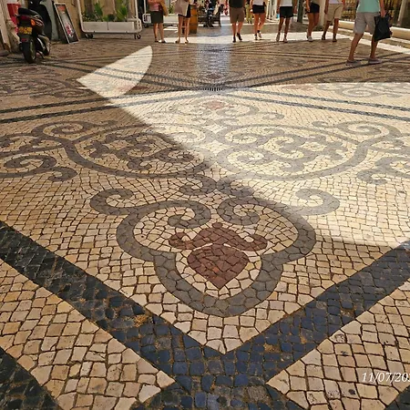 Blife Tonya - Private At Santantonya 1st Floor *